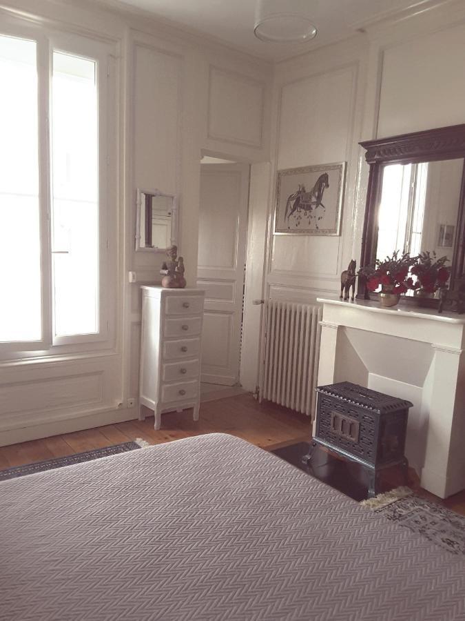 La Maison Des Thermes, Chambre D'Hote Saintes Eksteriør bilde
